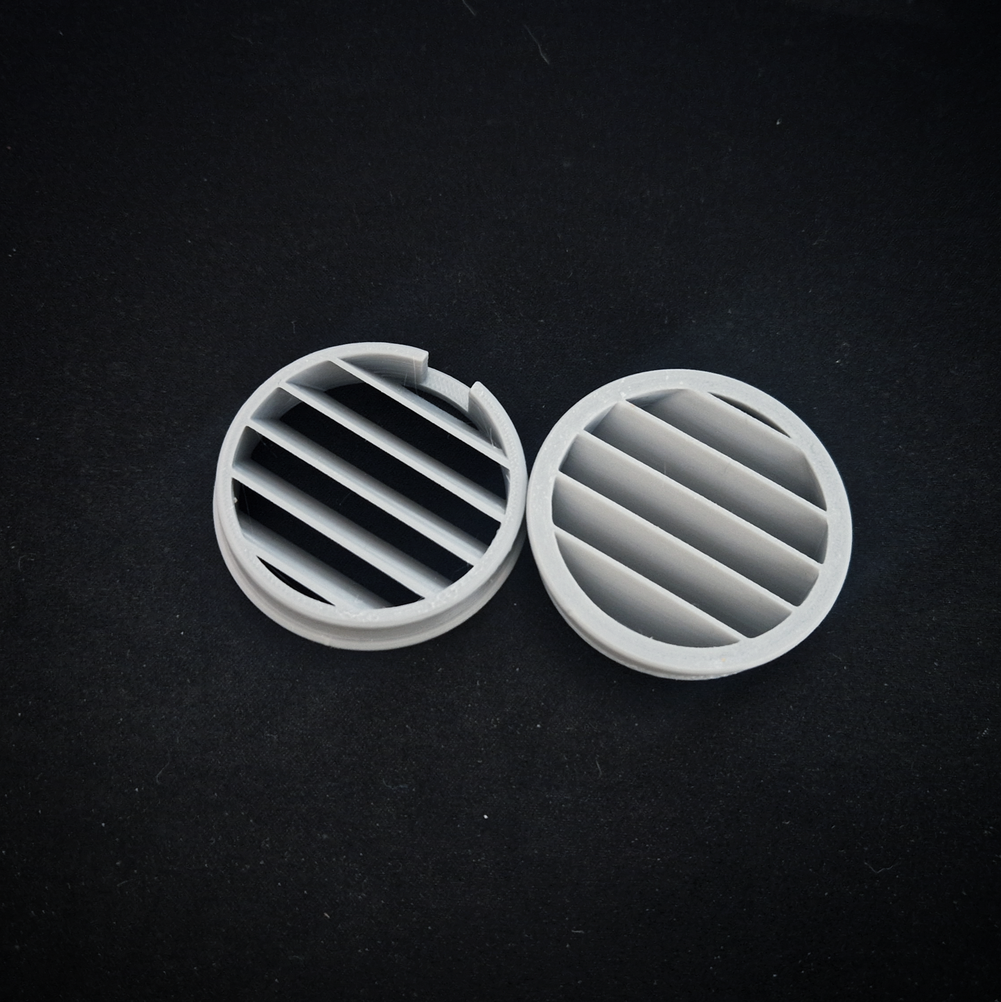 white fiat panda side air vent