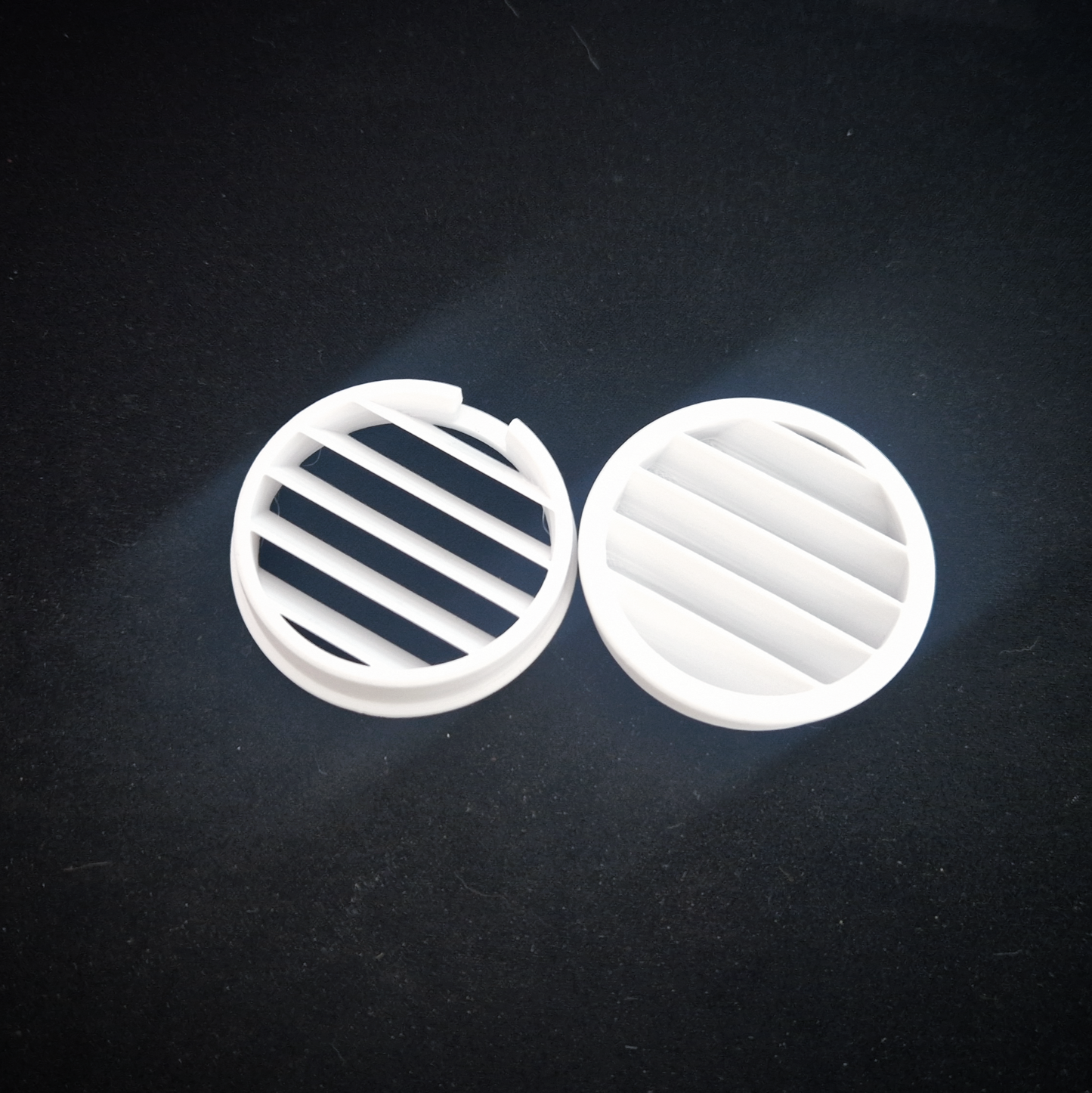 white fiat panda side air vents